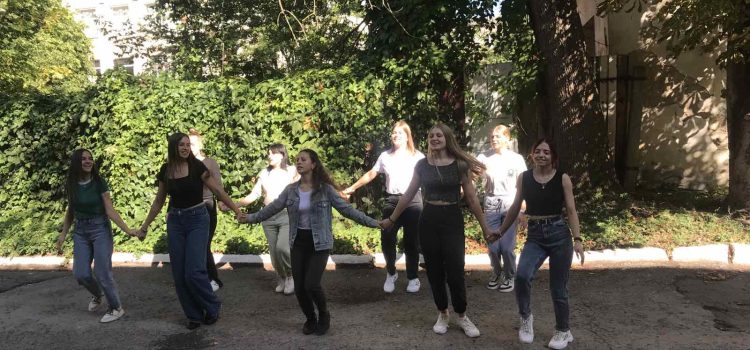 НАВЧАННЯ У РИТМІ ЗДОРОВ’Я ТА ГАРМОНІЇ З ПРИРОДОЮ